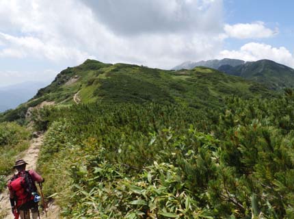 �����ō��n�_�����A�O�p�_�͉E��ɂ���